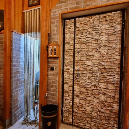 Apartament Demi *